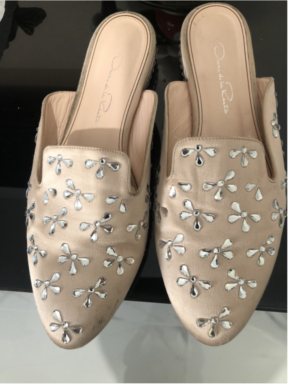 beige Audrey Crystal accented Satin Mules/Slides Oscar de la Renta size 37/7